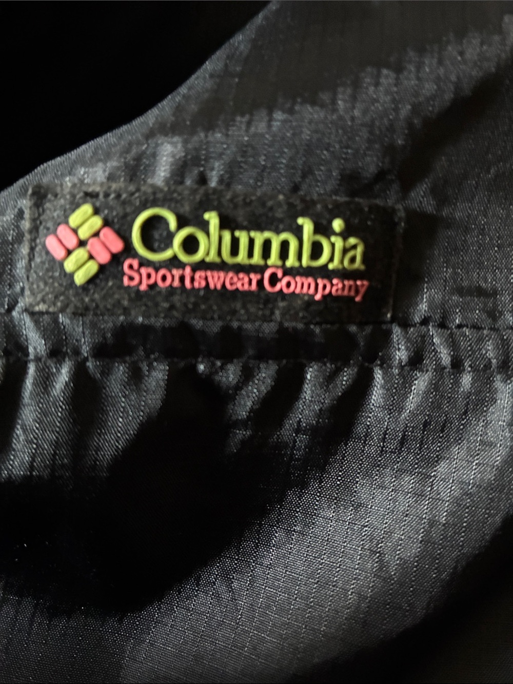 COLUMBIA Windbreaker Jacket Women's XL, black, neon orange/green trim, zips. EUC - Picture 10 of 15